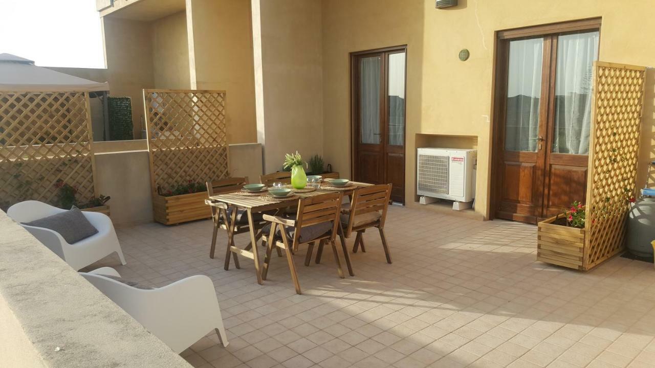Giuly Home One Càbras Exterior photo